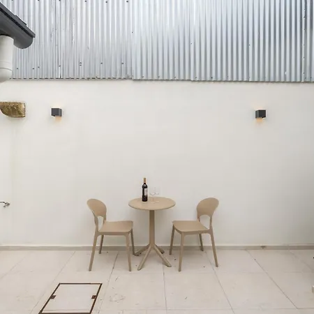 Modern & Stylish With Terrace By Hostwise Apartment