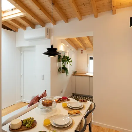 Modern & Stylish With Terrace By Hostwise Apartment