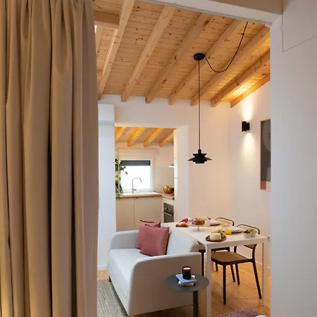 Modern & Stylish With Terrace By Hostwise Apartment