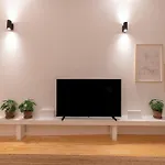 Lejlighed Modern & Stylish With Terrace By Hostwise Porto