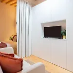Modern & Stylish With Terrace By Hostwise Διαμέρισμα Πόρτο