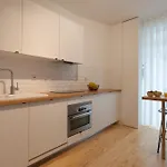 Modern & Stylish With Terrace By Hostwise Apartman *