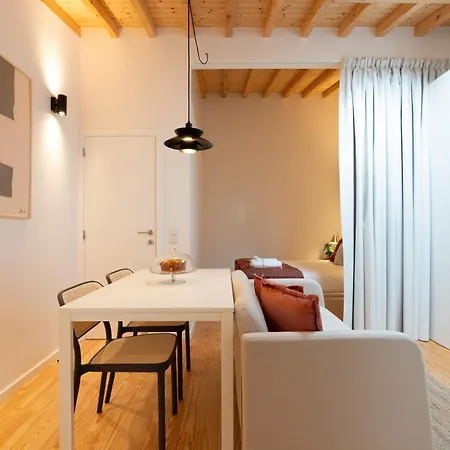 Modern & Stylish With Terrace By Hostwise Porto