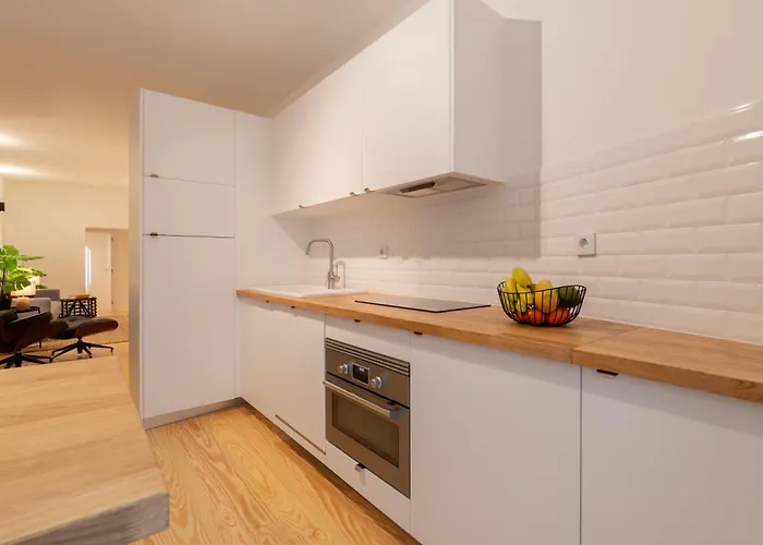 Modern & Stylish With Terrace By Hostwise פורטו