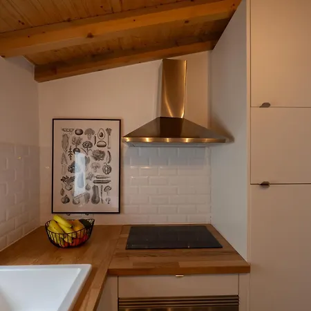 Modern & Stylish With Terrace By Hostwise