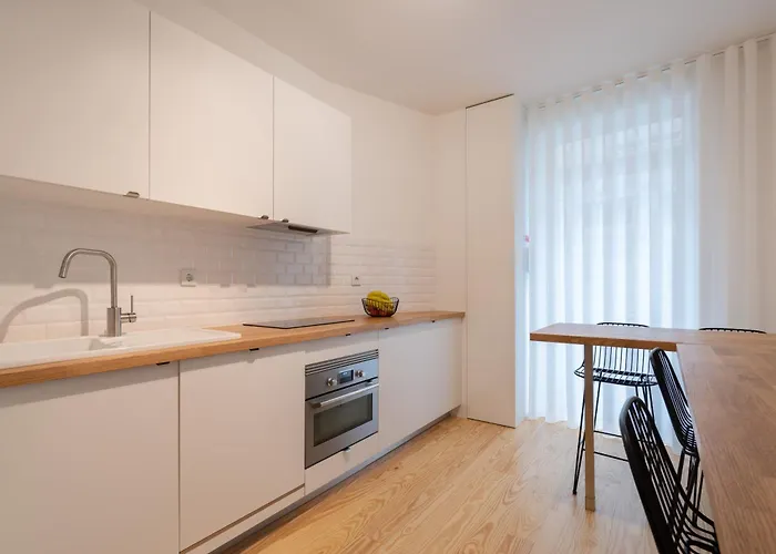 Apartment Modern & Stylish With Terrace By Hostwise *