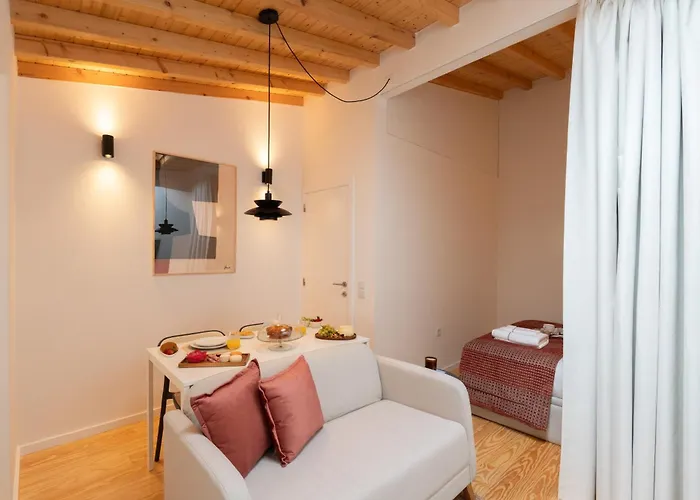 Modern & Stylish With Terrace By Hostwise Apartment