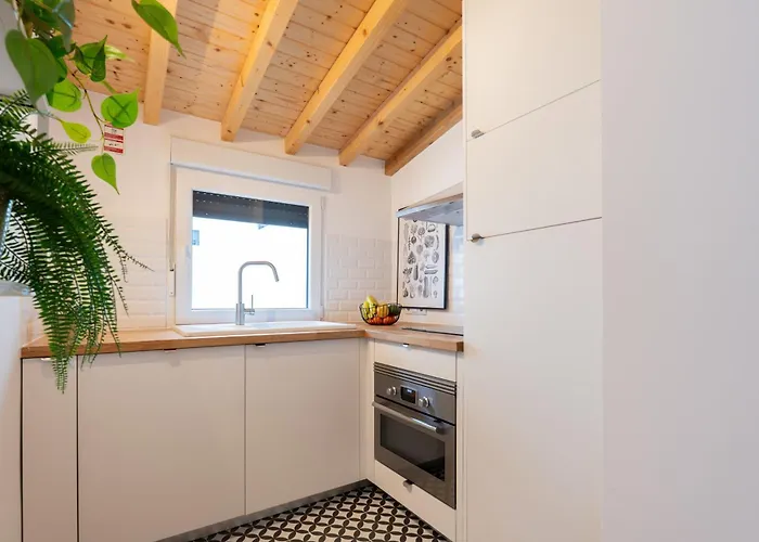 Modern & Stylish With Terrace By Hostwise * Porto