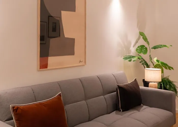 Apartment Modern & Stylish With Terrace By Hostwise