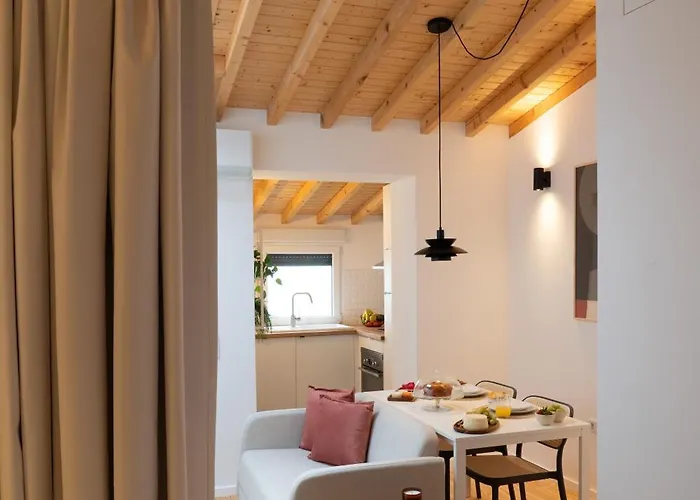 Modern & Stylish With Terrace By Hostwise Apartment