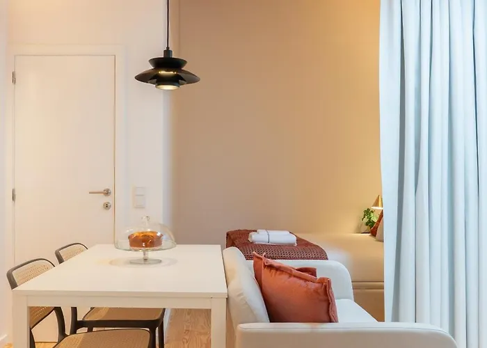 Modern & Stylish With Terrace By Hostwise Apartment
